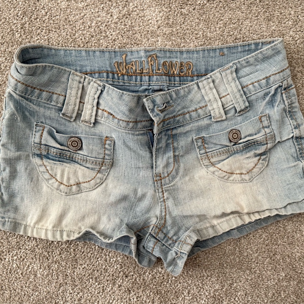 WallFlower Women's Blue Denim Shorts size 3